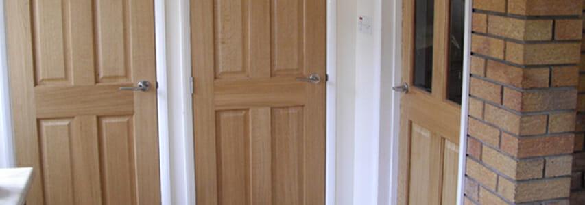 How to Seal Oak Veneer Doors